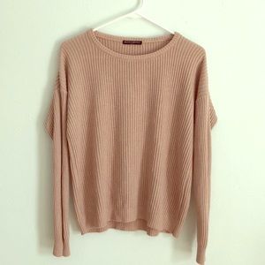 BRANDY MELVILLE SLOUCHY SWEATER